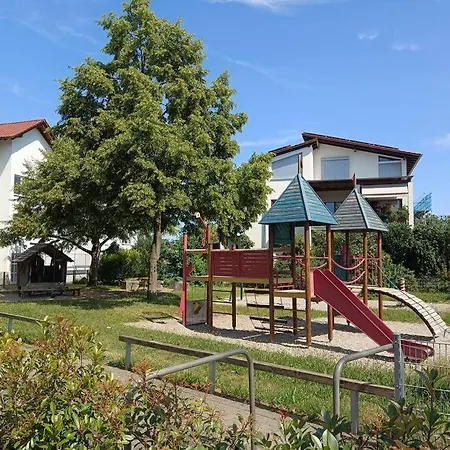 Apartamento Ferienwohnung Latscha - 2 Zimmer Mit Klimaanlage,balkon, Kinderspielplatz