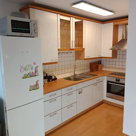Ferienwohnung Latscha - 2 Zimmer Mit Klimaanlage,balkon, Kinderspielplatz