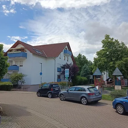Ferienwohnung Latscha - 2 Zimmer Mit Klimaanlage,balkon, Kinderspielplatz Apartamento